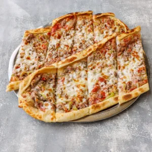Kuşbaşı Kaşarlı Mantarlı Pide