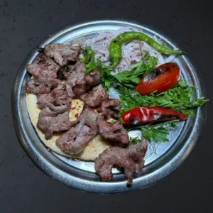 Yaprak Şiş